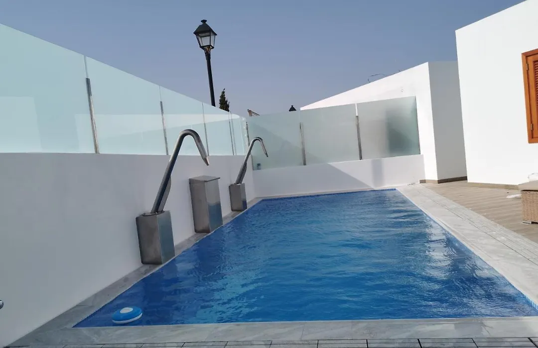 Luxury Villas Anjomacar-1